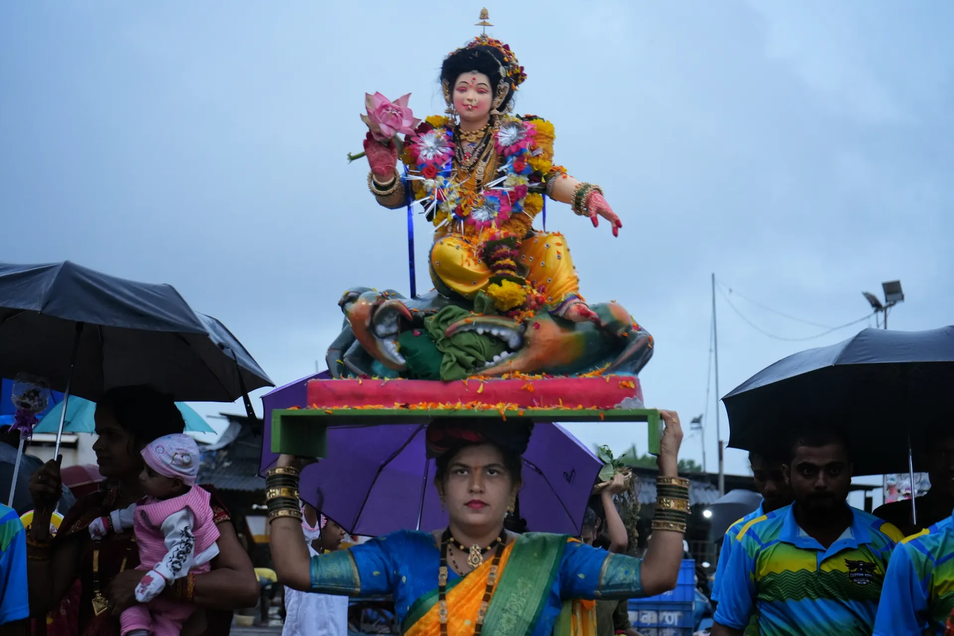 Gauri Visarjan photograph 11